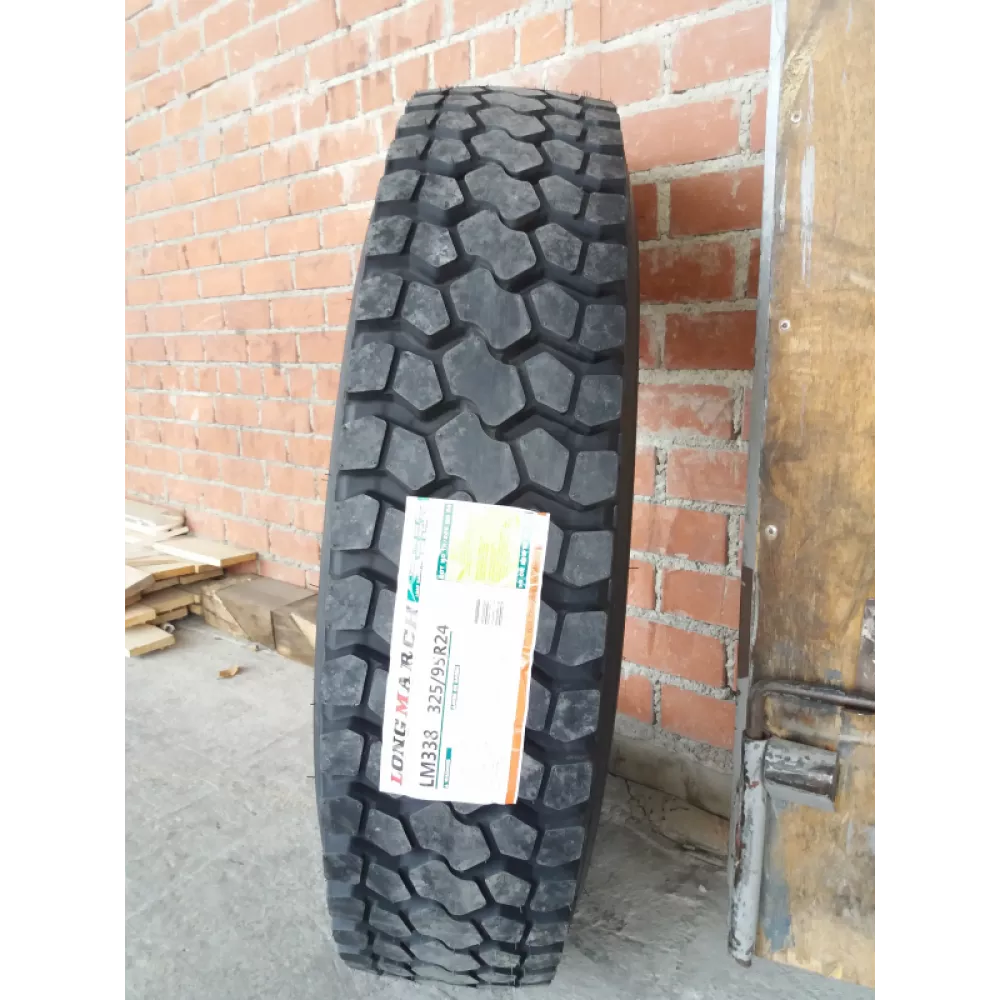 Грузовая шина 325/95 R24 Long March LM-338 22PR в Лангепасе